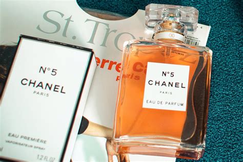 chanel no 5 bottles over time|chanel no 5 smell like.